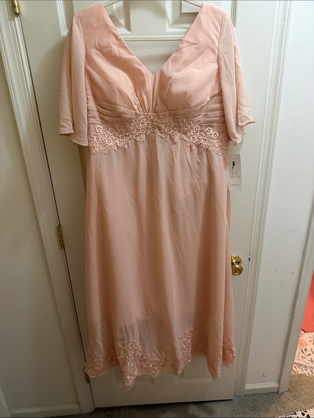Elegant V-Neck Blush Pink Occasion Dress with Lace Detail